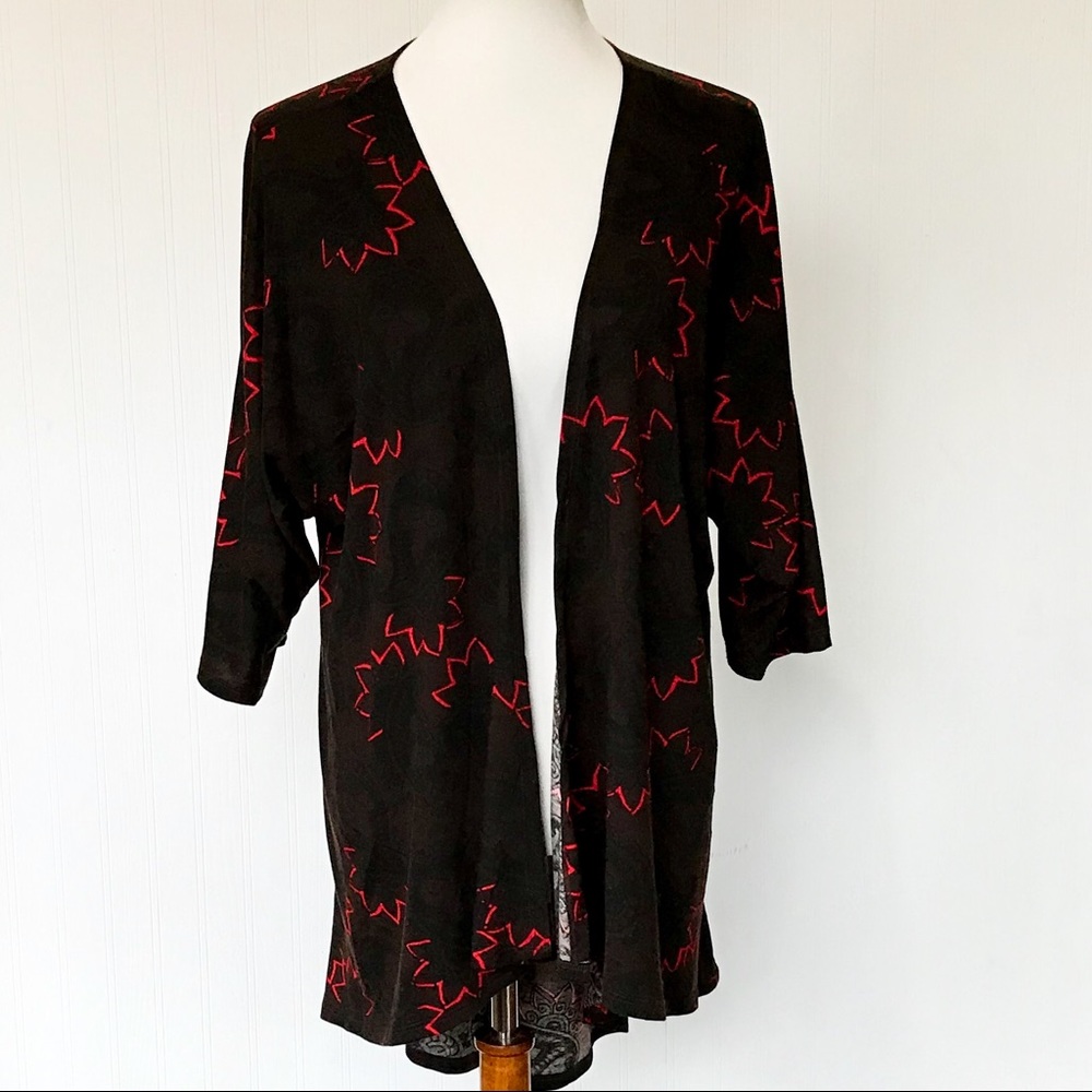LuLaRoe Lindsay Brown/Red Print Kimono.